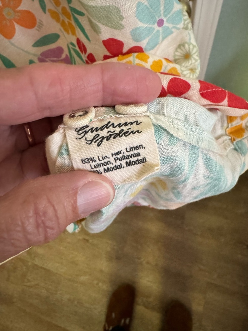 Gudrun Sjoden Floral Linen Blend Dress in White with Multicolor Flowers - Picture 6 of 6